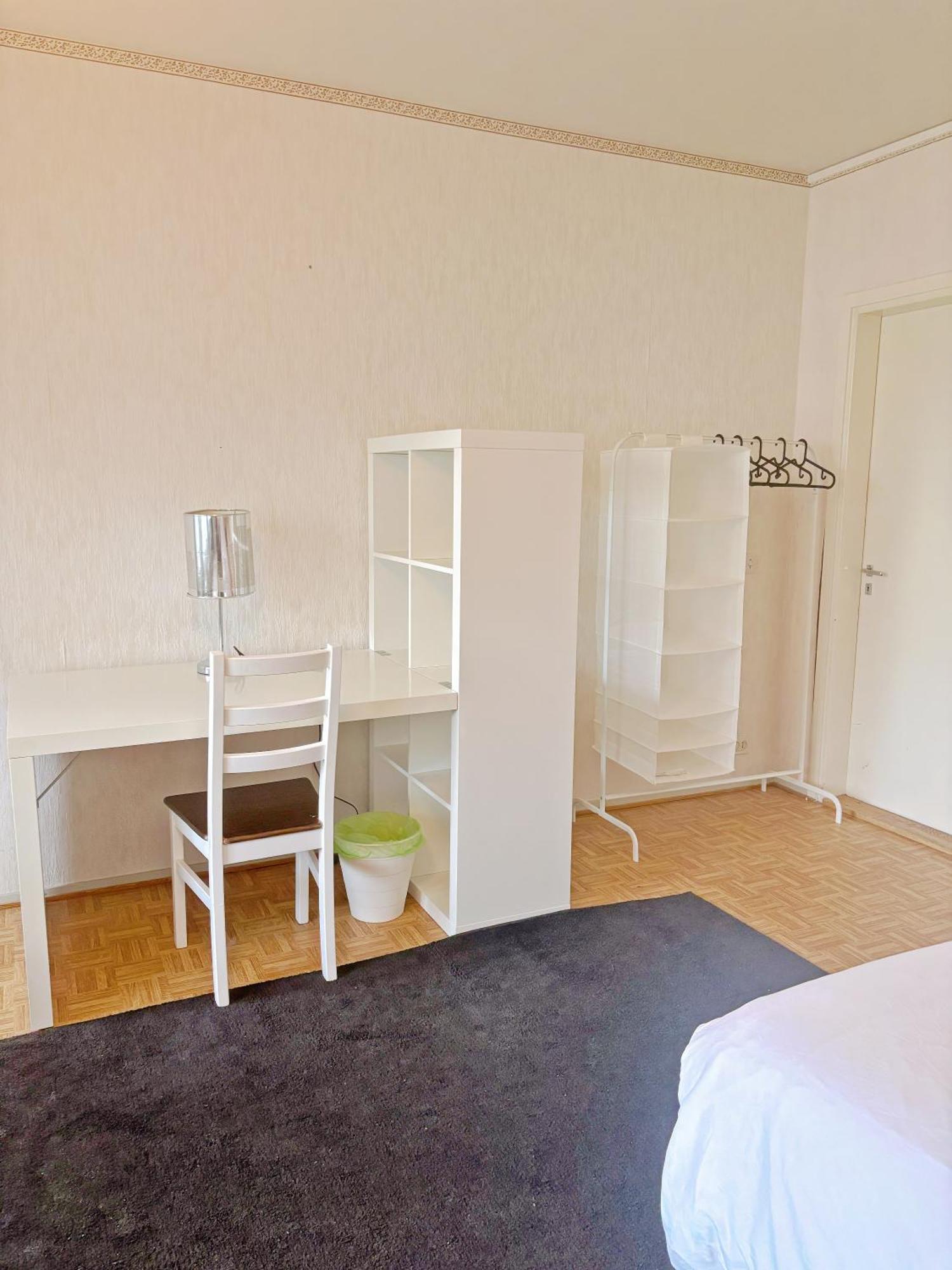 Cozy 2-bedroom Apartment- 300m To Metro & Shops Helsinki